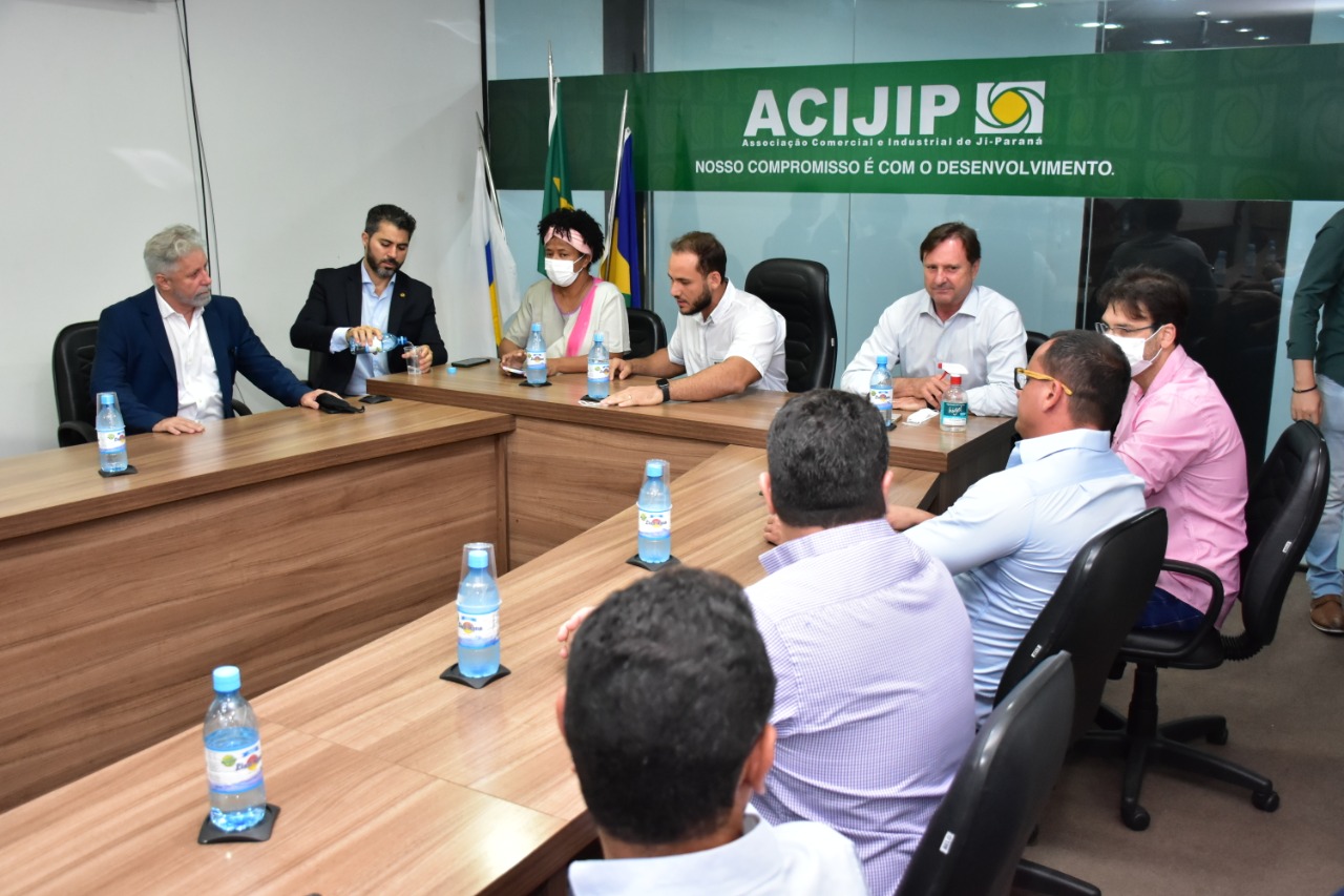 Affonso Cândido assume presidência da Acijip VipFesta