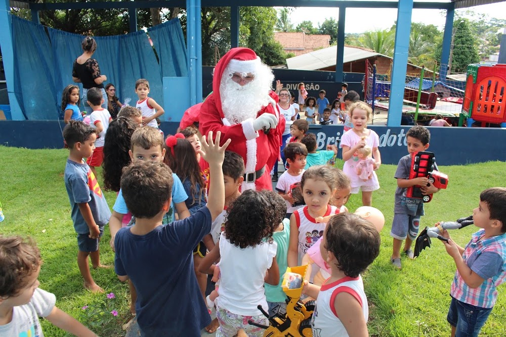 Cartas para o Papai Noel dos Correios, em Ji-Paraná, já podem ser entregues