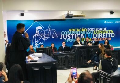 Júri simulado do Centro Universitário Estácio de Ji-Paraná  Estácio/Unijipa
