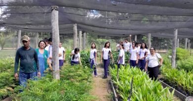 Viveiro Municipal recebe visita de alunos da Escola Janete Clair de Ji-Paraná
