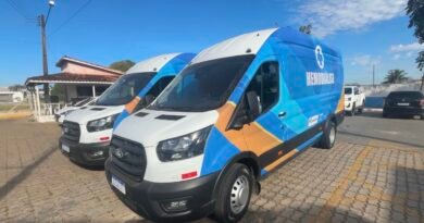 Prefeitura de Ji-Paraná entrega duas vans para transporte de pacientes em hemodiálise